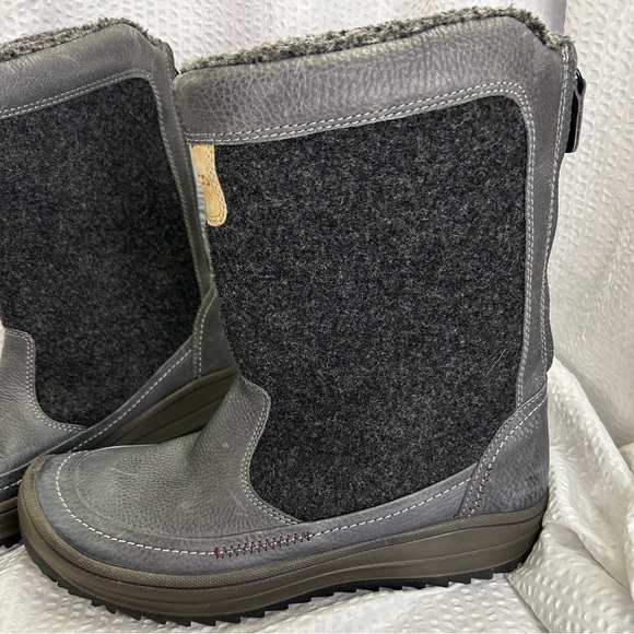 ECCO Women’s 10 NWOT Leather Trace Sochi Winter Snow Boots Grey Warm MSRP $269 - Picture 2 of 8